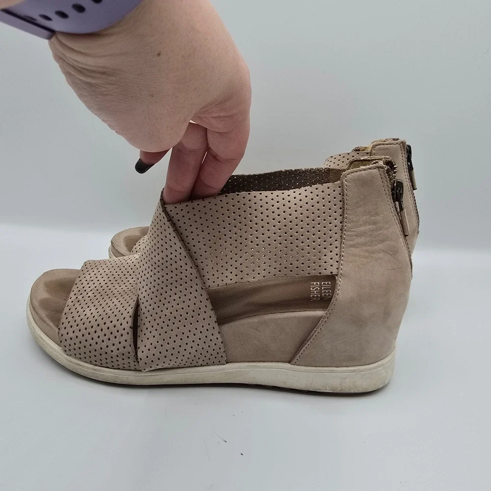 Eileen Fisher Wedge Sandals Perforated Leather‎ Taupe Zip Up Women's Shoes 7